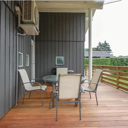 Holiday Rade Strandpark Iii Feriehus *
